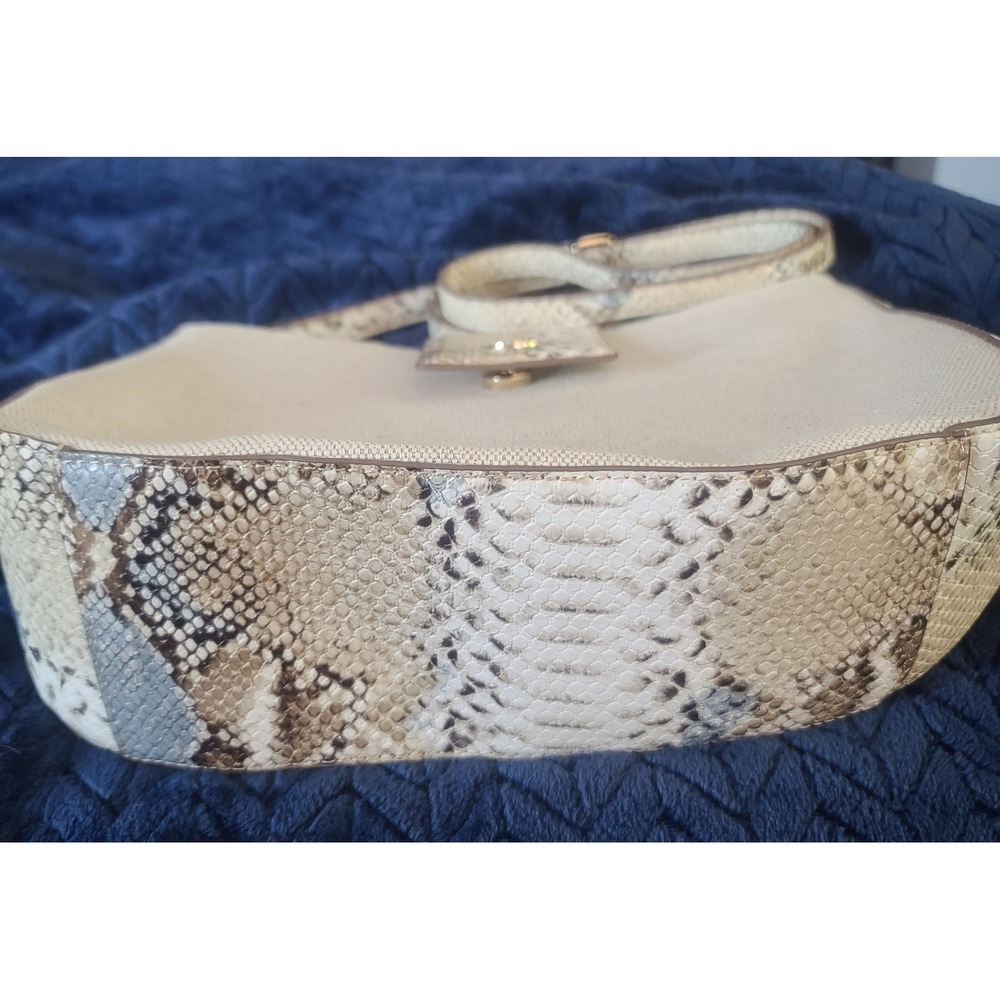 Anne Klein Canvas Snakeskin Embossed Shoulder Bag Cream Lion Logo Medallion - Picture 4 of 11